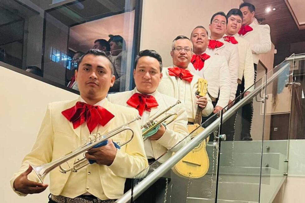 Mariachis en Ensenada