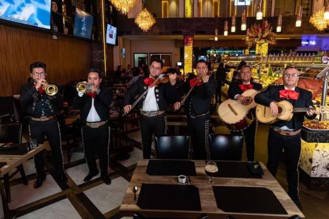 Mariachis en Ensenada